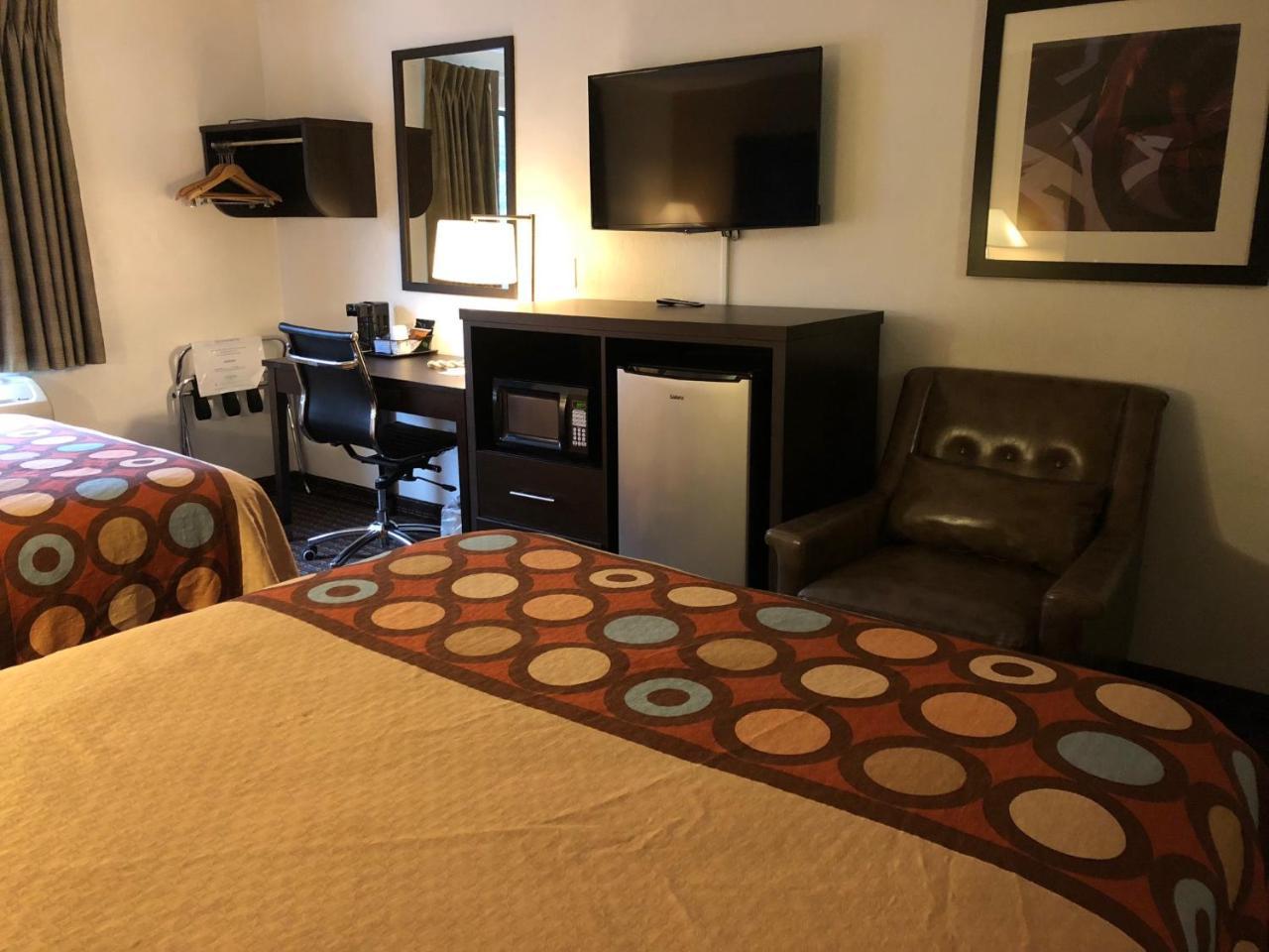 Super 8 By Wyndham Lacey Olympia Area Extérieur photo